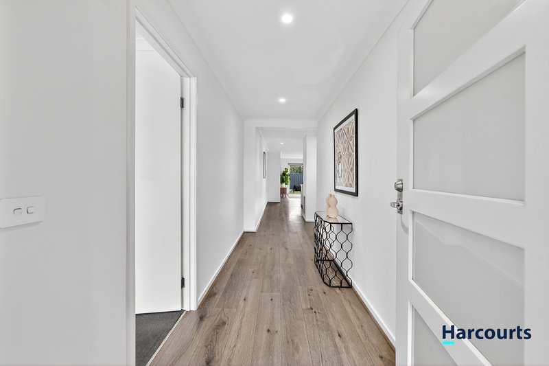 Photo - 24 Ararat Street, Tarneit VIC 3029 - Image 2