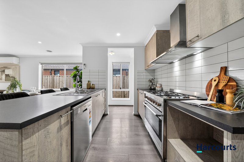 Photo - 24 Ararat Street, Tarneit VIC 3029 - Image 3