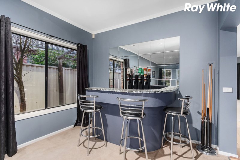 Photo - 24 Arbour Rise, Pakenham VIC 3810 - Image 5