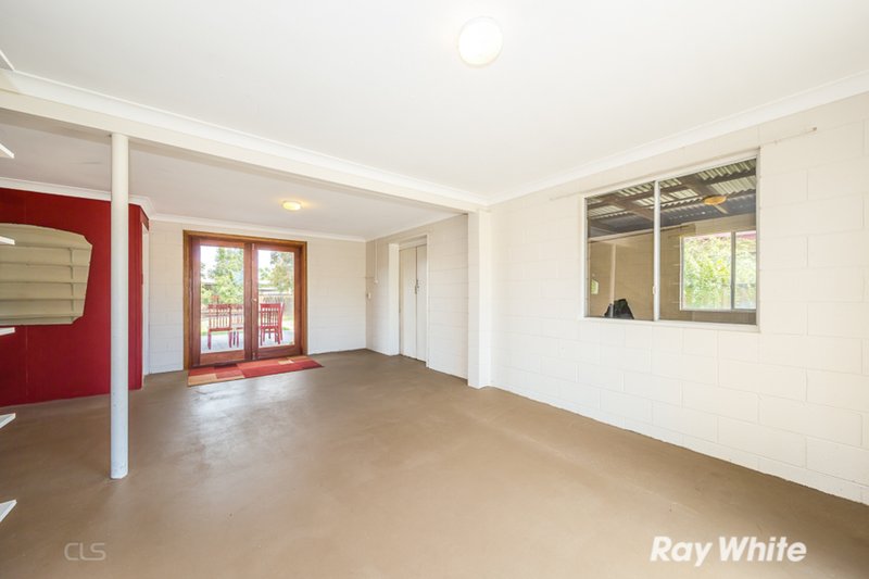 Photo - 24 Arcadia Avenue, Woorim QLD 4507 - Image 12