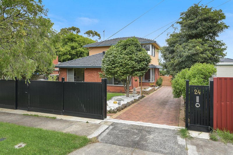 24 Arnold Drive, Scoresby VIC 3179