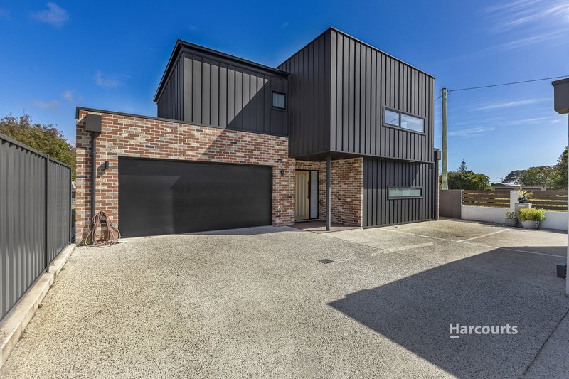 Photo - 2/4 Arnold Street, Penguin TAS 7316 - Image 1