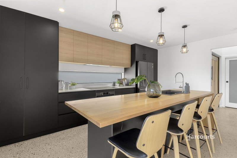 Photo - 2/4 Arnold Street, Penguin TAS 7316 - Image 2