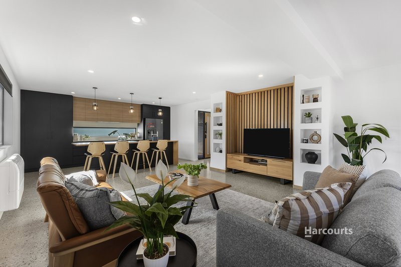 Photo - 2/4 Arnold Street, Penguin TAS 7316 - Image 7