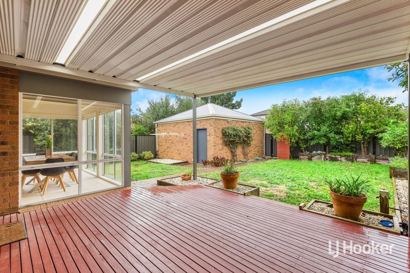 Photo - 24 Astley Crescent, Point Cook VIC 3030 - Image 17