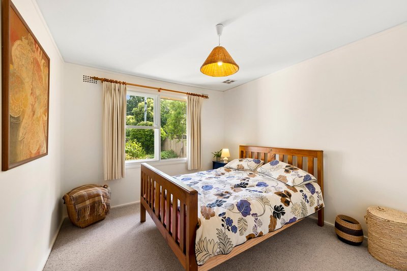 Photo - 24 Atherton Street, Downer ACT 2602 - Image 9