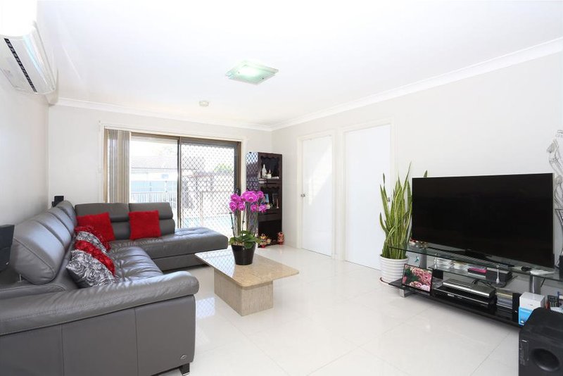 Photo - 24 Atherton Street, Fairfield West NSW 2165 - Image 4