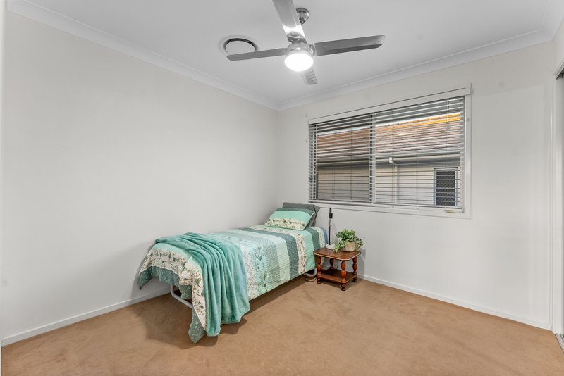 Photo - 24 Augusta Parade, North Lakes QLD 4509 - Image 15