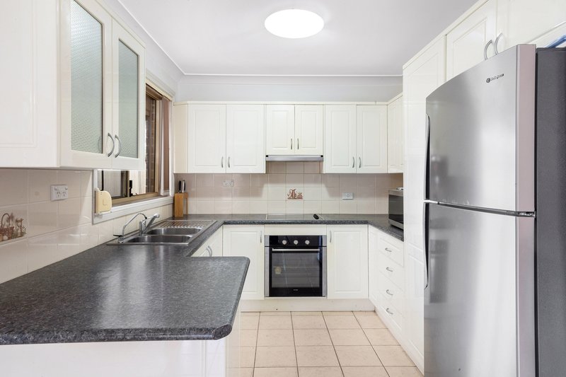 Photo - 2/4 Augusta Street, Bankstown NSW 2200 - Image 3