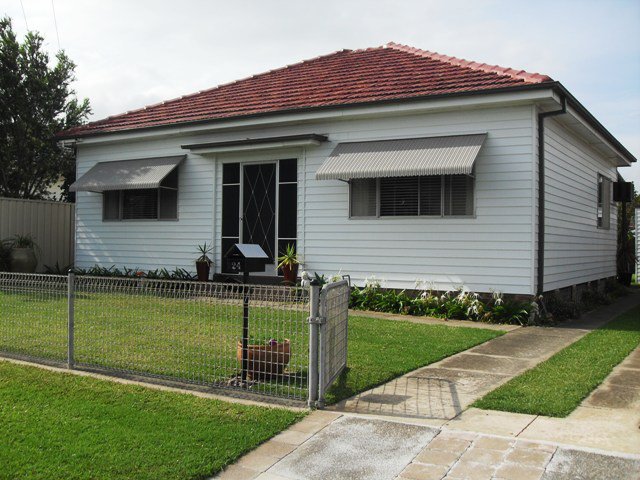 24 Augusta Street, East Corrimal NSW 2518