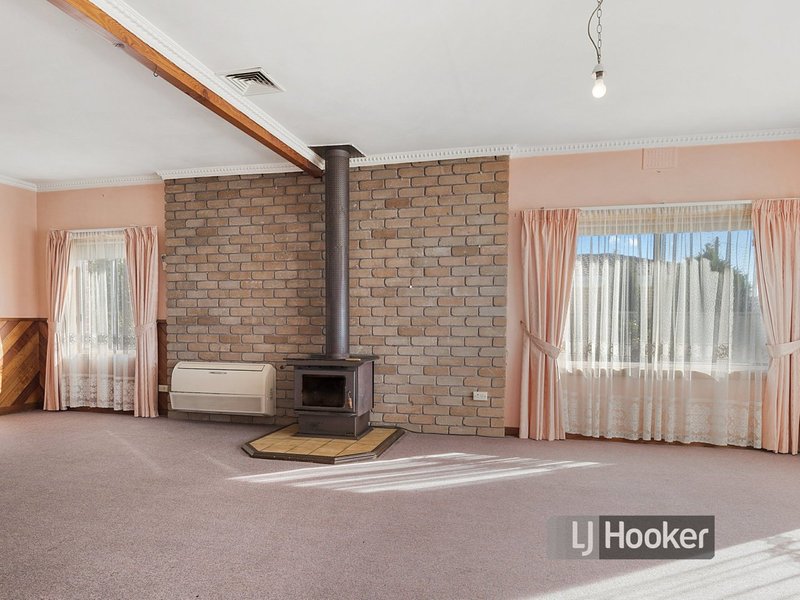 Photo - 24 Austin Street, Wynyard TAS 7325 - Image 4