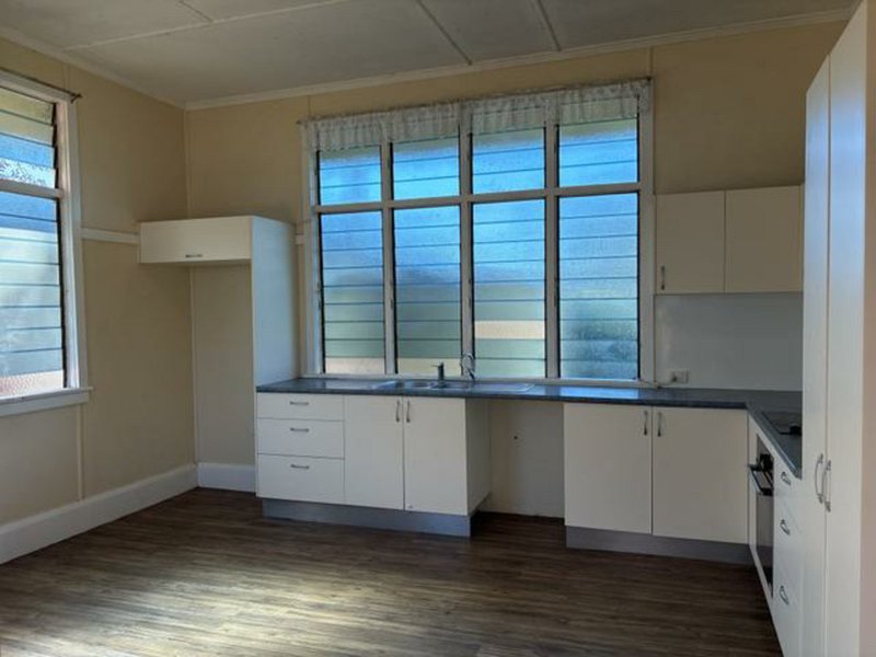 Photo - 24 Avoca Street, Kingaroy QLD 4610 - Image 5