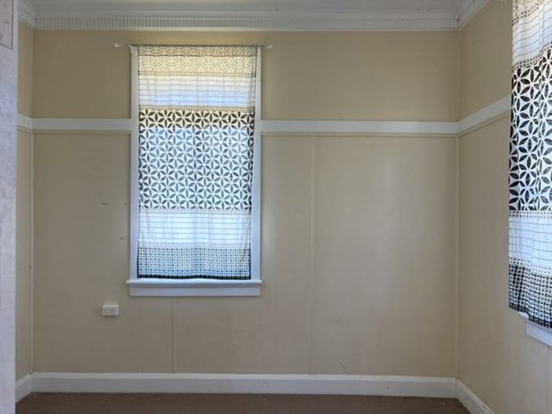 Photo - 24 Avoca Street, Kingaroy QLD 4610 - Image 8