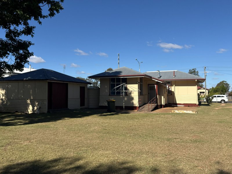 Photo - 24 Avoca Street, Kingaroy QLD 4610 - Image 21