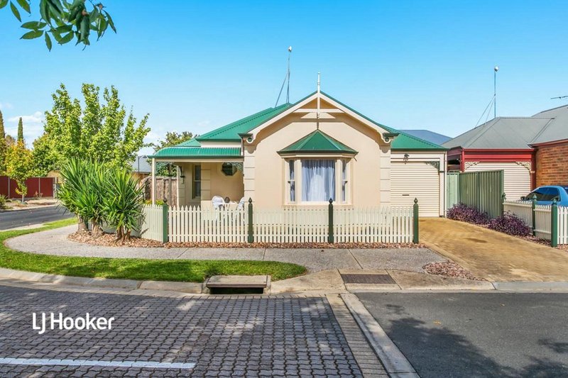 24 Avocet Drive, Mawson Lakes SA 5095