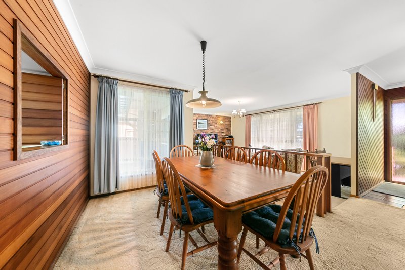 Photo - 24 Avonlea Avenue, Gorokan NSW 2263 - Image 5