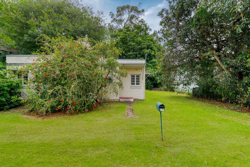 Photo - 24 Badger Street, Newmarket QLD 4051 - Image 22