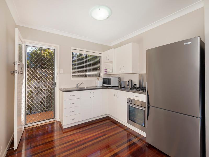 2/4 Bakewell Street, Mount Gravatt East QLD 4122