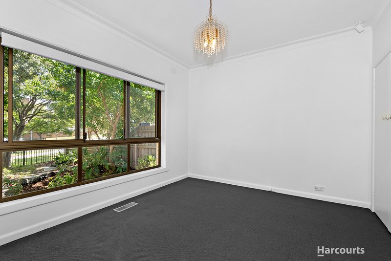 Photo - 24 Balwyn Road, Bulleen VIC 3105 - Image 4