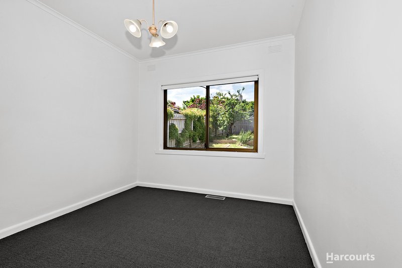 Photo - 24 Balwyn Road, Bulleen VIC 3105 - Image 6
