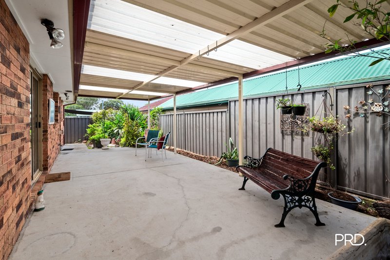 Photo - 2/4 Banderra Road, South Penrith NSW 2750 - Image 11