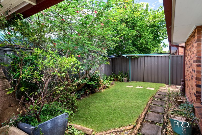 Photo - 2/4 Banderra Road, South Penrith NSW 2750 - Image 12