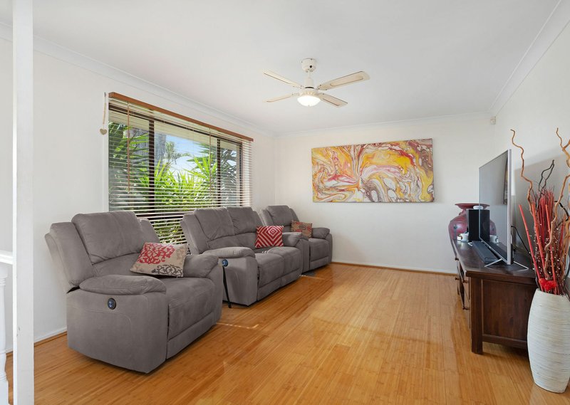 Photo - 24 Bangalow Place, Taree NSW 2430 - Image 3