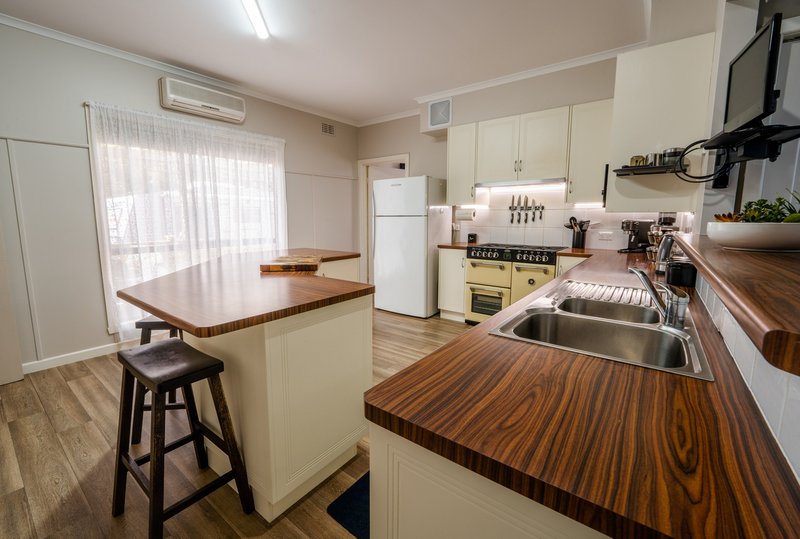 Photo - 24 Barclay Street East , Heywood VIC 3304 - Image 7