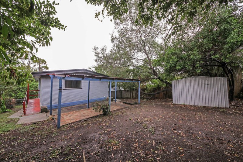 Photo - 24 Bargo Street, Arana Hills QLD 4054 - Image 11