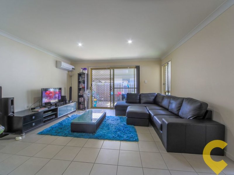 Photo - 2/4 Barratt St , Coomera QLD 4209 - Image 2