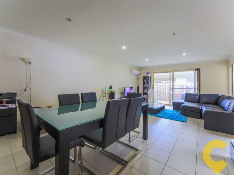 Photo - 2/4 Barratt St , Coomera QLD 4209 - Image 4