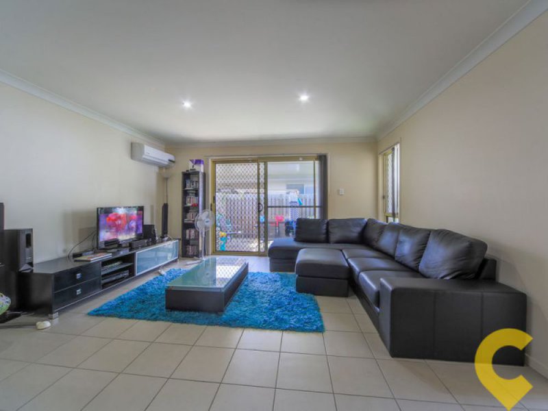 Photo - 2/4 Barratt Street, Coomera QLD 4209 - Image 2