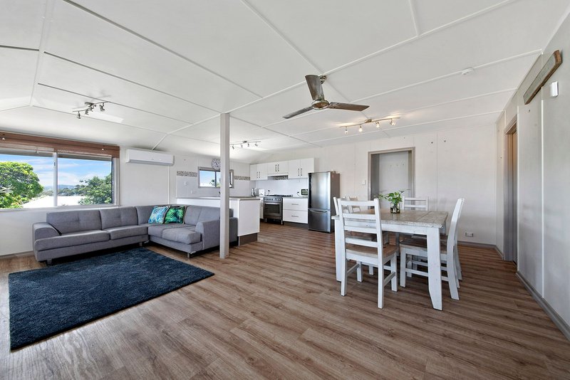 Photo - 24 Barry Street, Yeppoon QLD 4703 - Image 2
