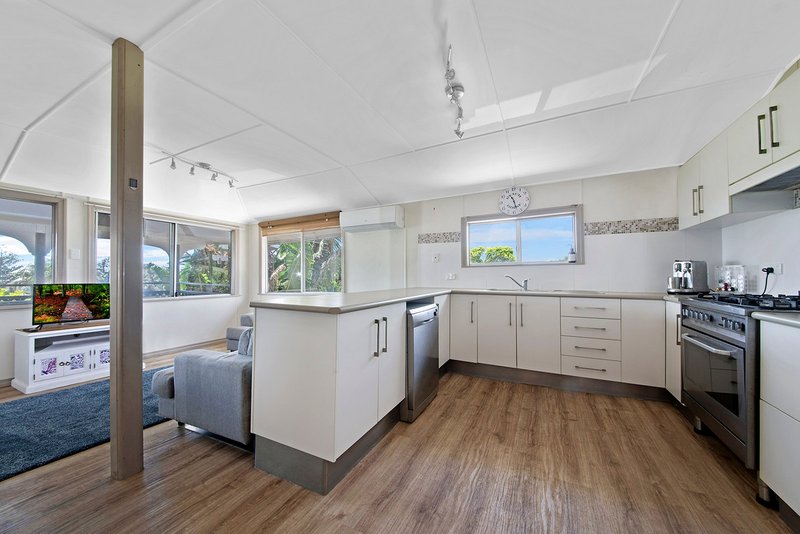 Photo - 24 Barry Street, Yeppoon QLD 4703 - Image 4