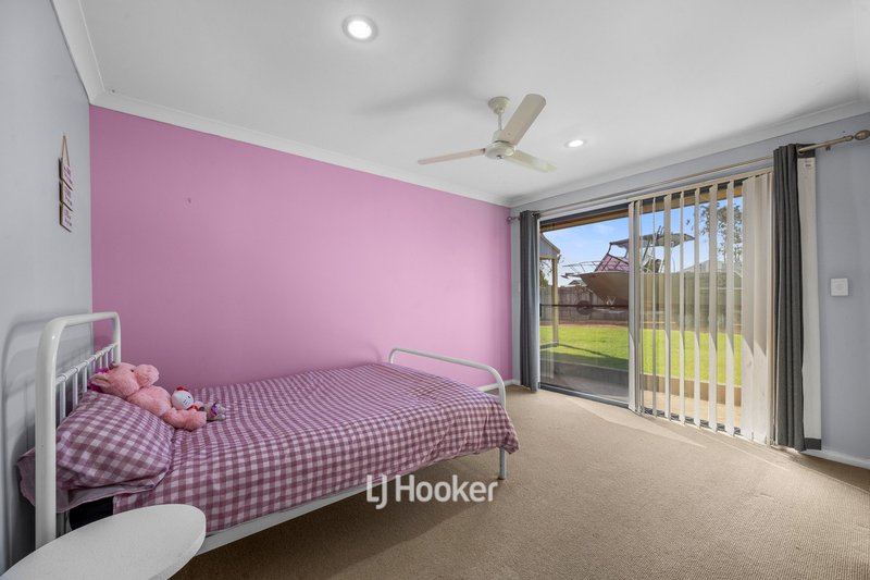 Photo - 24 Barton Drive, Australind WA 6233 - Image 21
