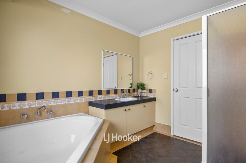 Photo - 24 Barton Drive, Australind WA 6233 - Image 24