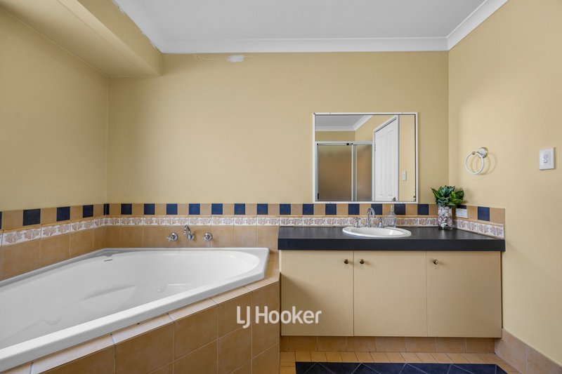 Photo - 24 Barton Drive, Australind WA 6233 - Image 25
