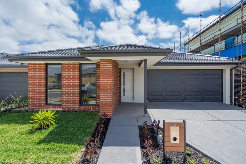 24 Bastings Avenue, Mickleham VIC 3064