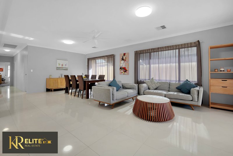 Photo - 24 Bayonne Corner, Piara Waters WA 6112 - Image 1