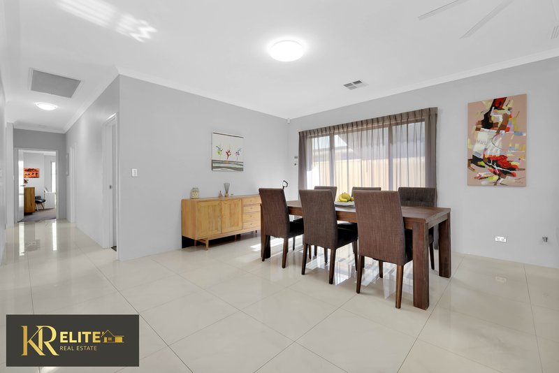 Photo - 24 Bayonne Corner, Piara Waters WA 6112 - Image 28
