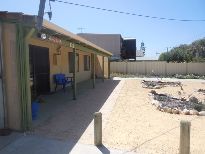 Photo - 24 Beacon Road, Lancelin WA 6044 - Image 11