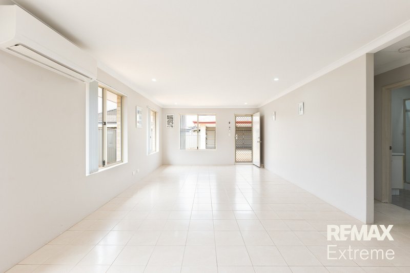 Photo - 24 Beauchamp Loop, Wellard WA 6170 - Image 7