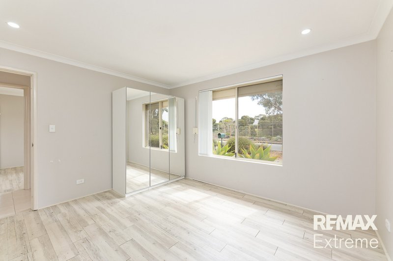 Photo - 24 Beauchamp Loop, Wellard WA 6170 - Image 10
