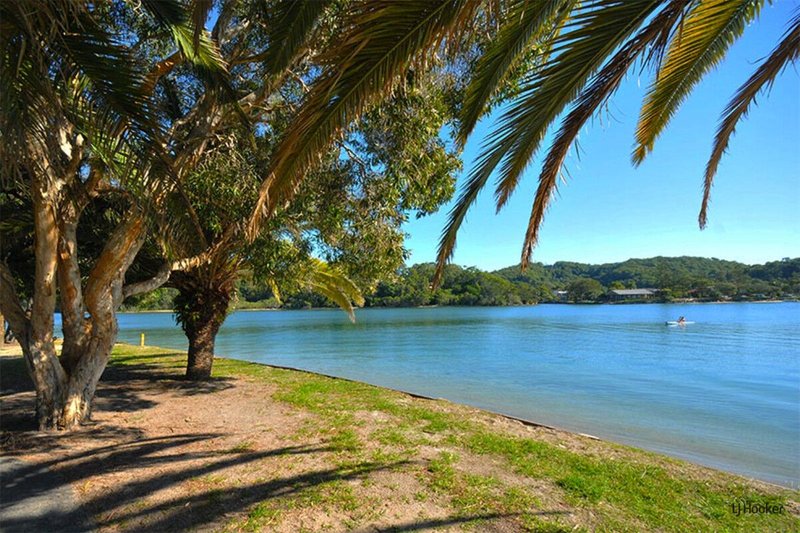 Photo - 2/4 Beelyu Street, Burleigh Heads QLD 4220 - Image 22