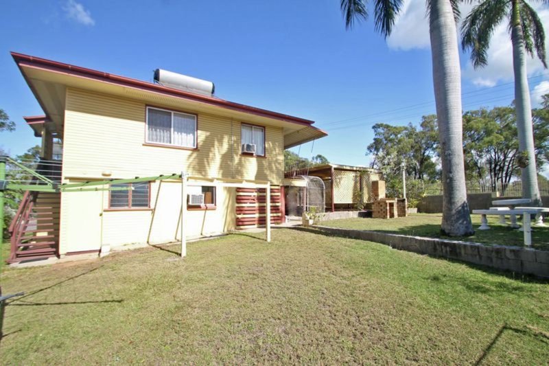 Photo - 24 Bell Street, Barney Point QLD 4680 - Image 12