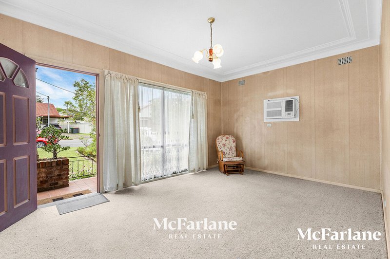 Photo - 24 Bell Street, Speers Point NSW 2284 - Image 3