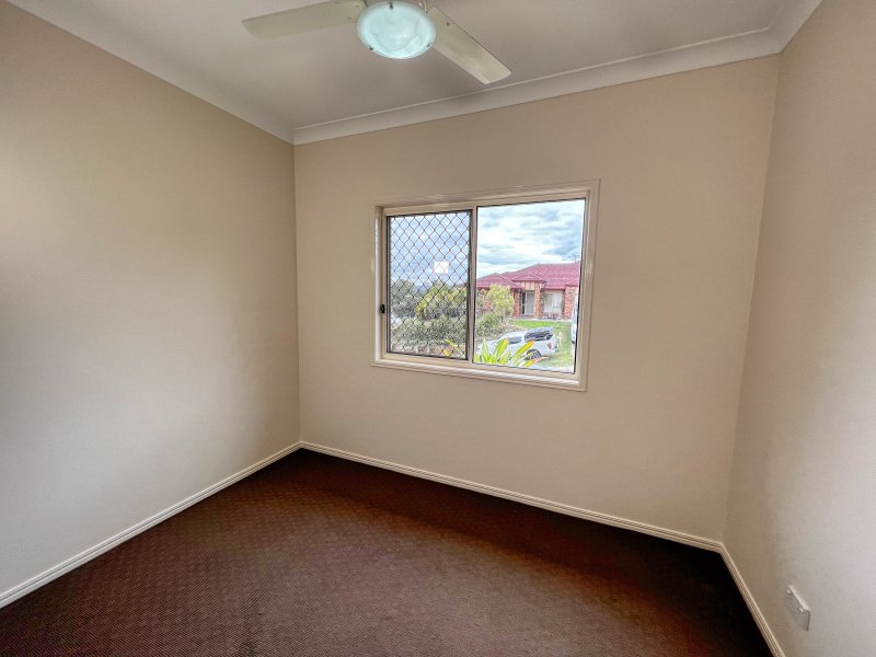 Photo - 24 Bella Vista Circuit, Edens Landing QLD 4207 - Image 10