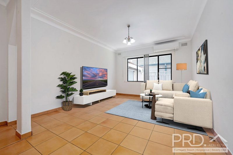 Photo - 24 Berith Street, Kingsgrove NSW 2208 - Image 5