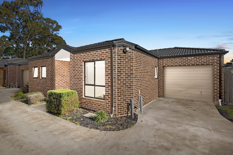 2/4 Berry Court, Doveton VIC 3177