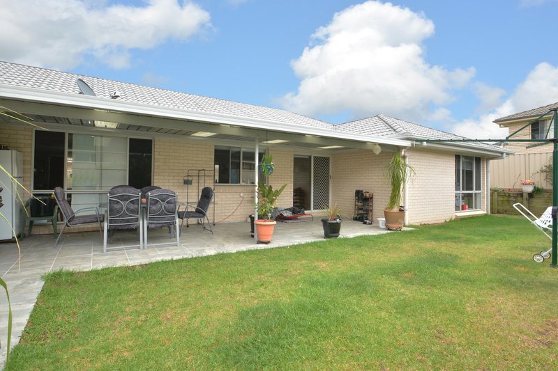 Photo - 24 Billabong Drive, Cameron Park NSW 2285 - Image 3